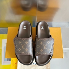 Louis Vuitton Slippers